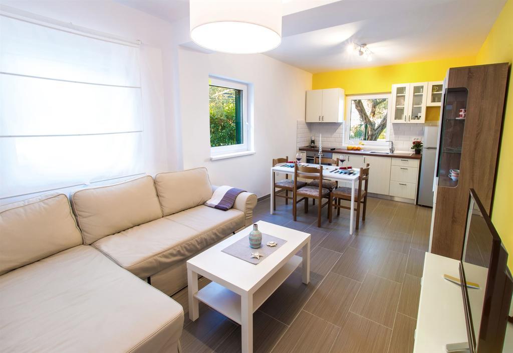 Apartments Denis Klek Luaran gambar