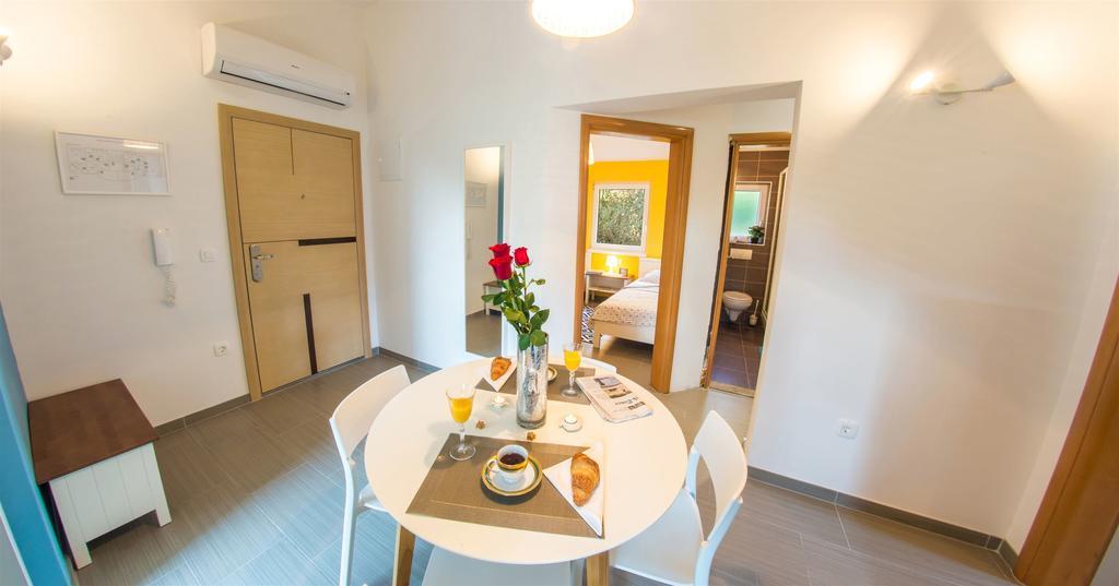Apartments Denis Klek Luaran gambar