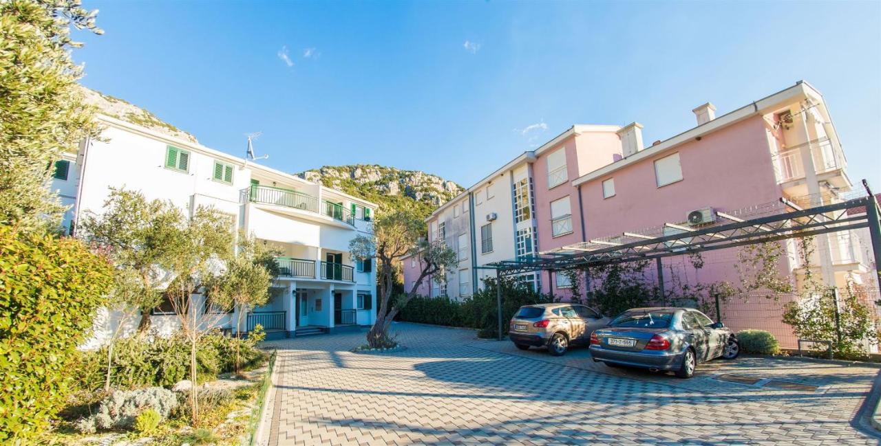 Apartments Denis Klek Luaran gambar